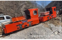 鋰電池井下電機車要添加多少潤滑油？